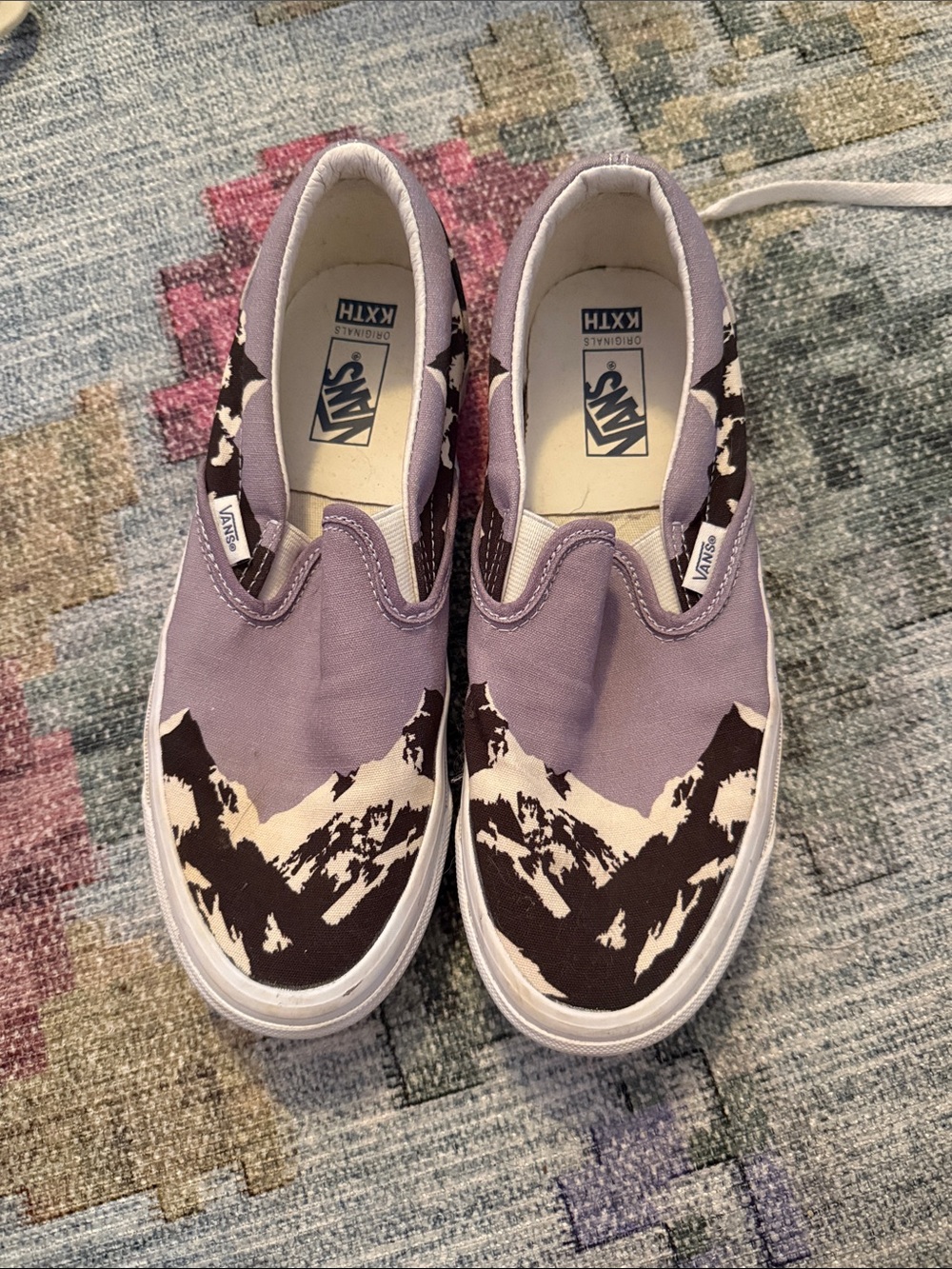 Vans Kids Lavender Slip-On Sneakers with Brown & White Mountain Print